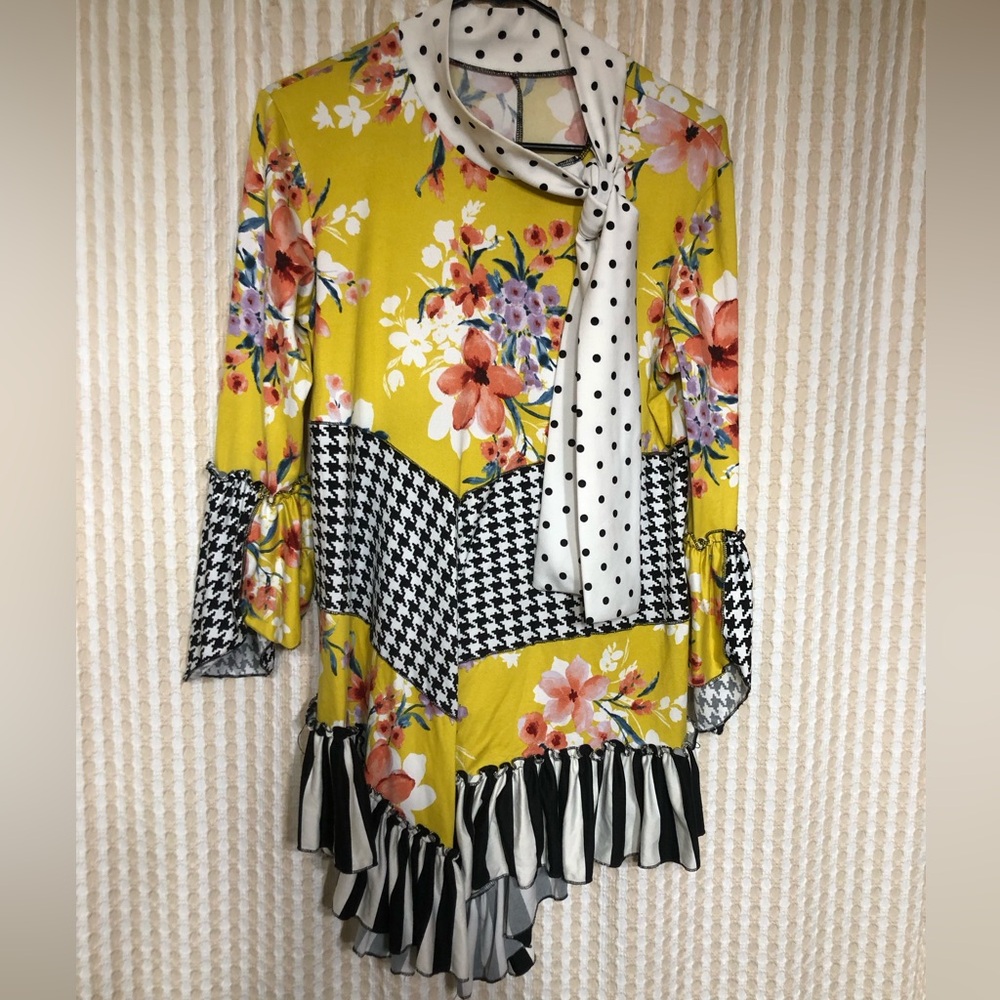 Floral and Houndstooth Ruffle Dress with tie